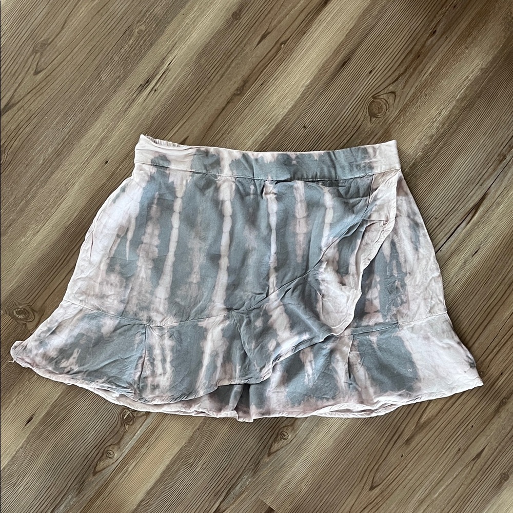 Stylish Tie-Dye Mini Skirt